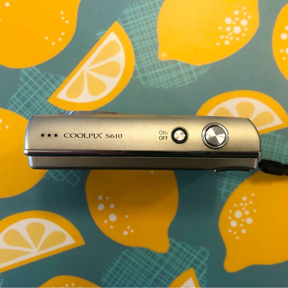 Nikon Coolpix S610 - Picture 4 of 6